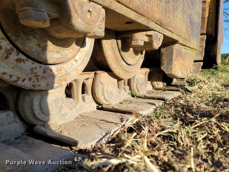 image for item LN9588 1971 International Harvester 175B  track loader