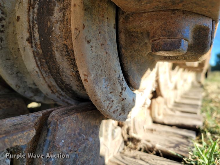 image for item LN9588 1971 International Harvester 175B  track loader