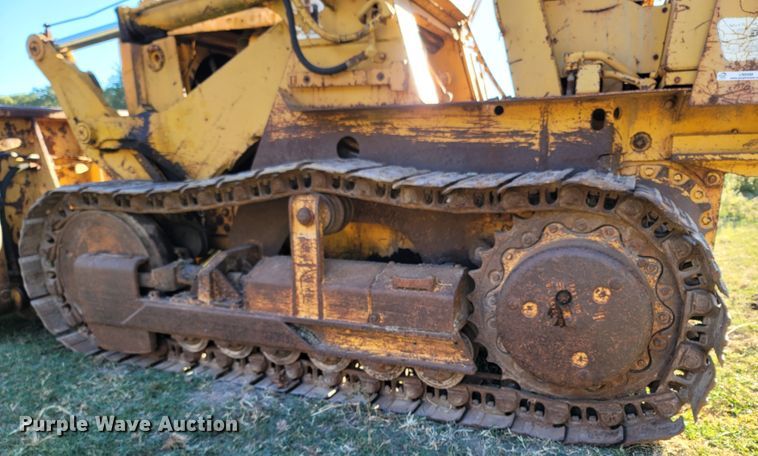 image for item LN9588 1971 International Harvester 175B  track loader