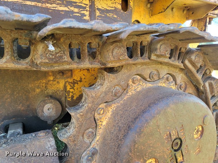 image for item LN9588 1971 International Harvester 175B  track loader