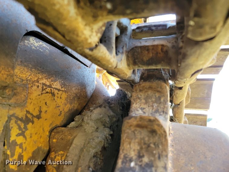 image for item LN9588 1971 International Harvester 175B  track loader