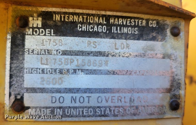 image for item LN9588 1971 International Harvester 175B  track loader