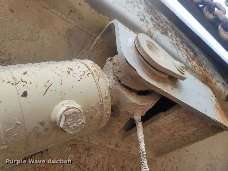 image for item LN9589 2000 Terex TA40  haul truck