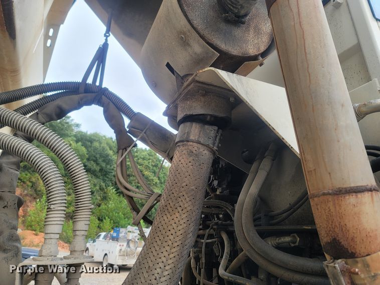 image for item LN9589 2000 Terex TA40  haul truck