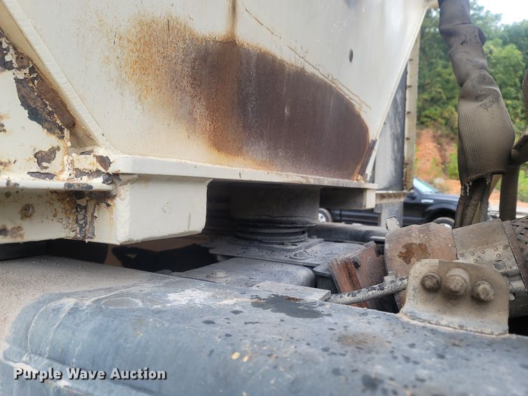 image for item LN9589 2000 Terex TA40  haul truck