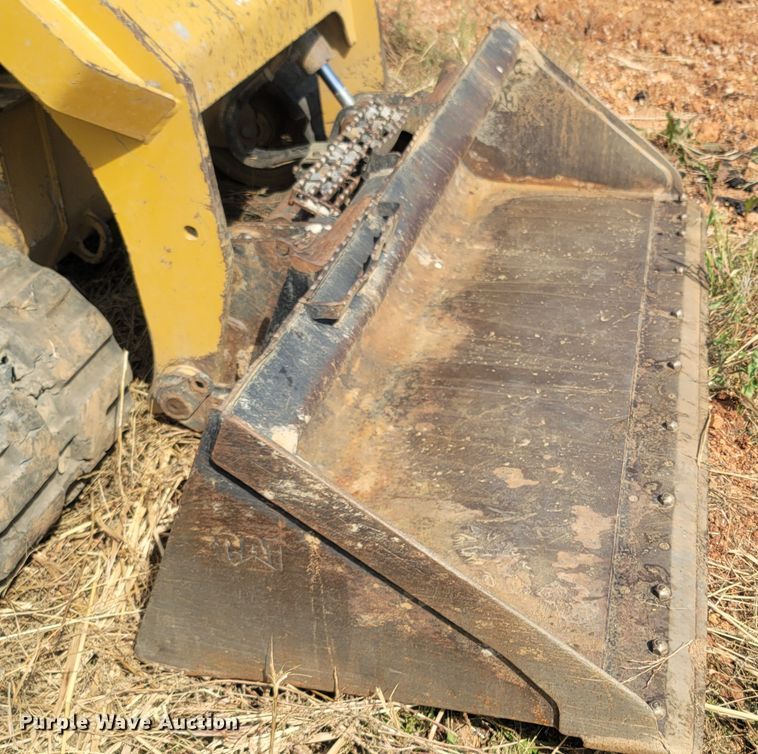 image for item LN9590 2018 Caterpillar 299D2  tracked skid steer loader