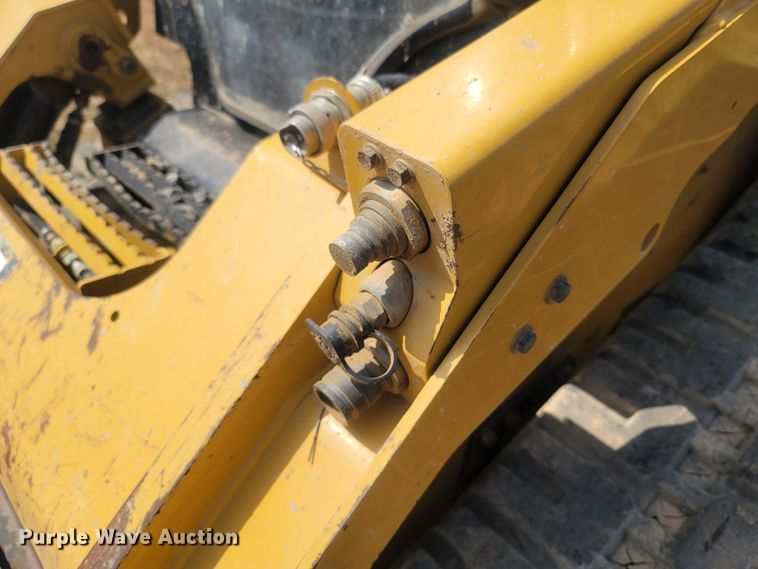 image for item LN9590 2018 Caterpillar 299D2  tracked skid steer loader
