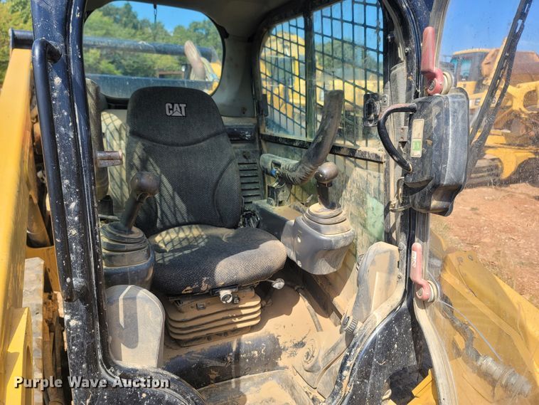 image for item LN9590 2018 Caterpillar 299D2  tracked skid steer loader
