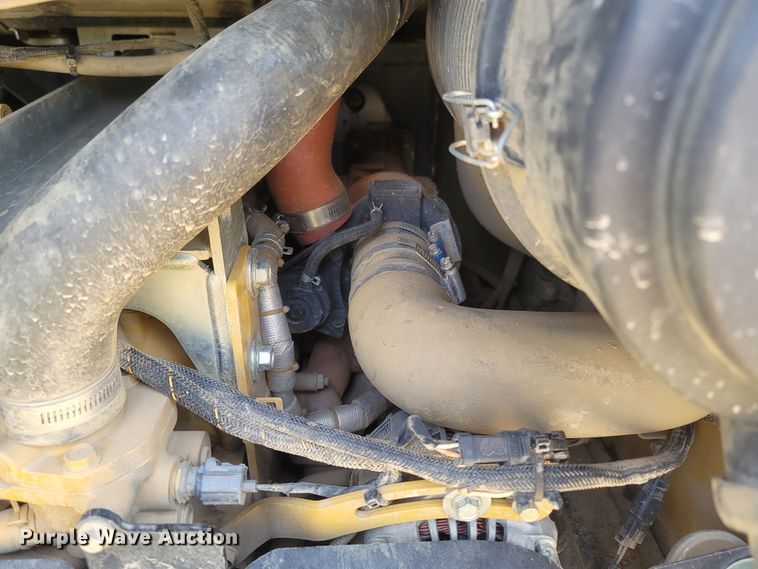 image for item LN9590 2018 Caterpillar 299D2  tracked skid steer loader