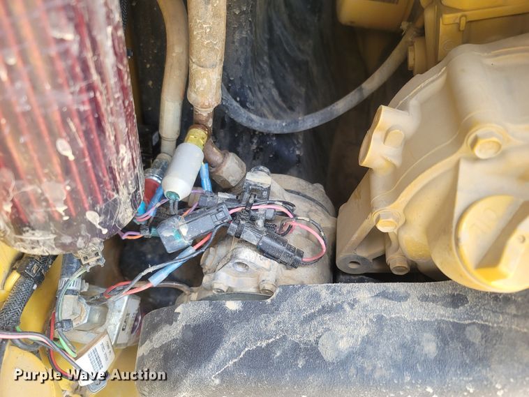 image for item LN9590 2018 Caterpillar 299D2  tracked skid steer loader