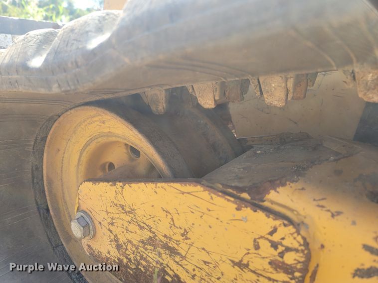 image for item LN9590 2018 Caterpillar 299D2  tracked skid steer loader