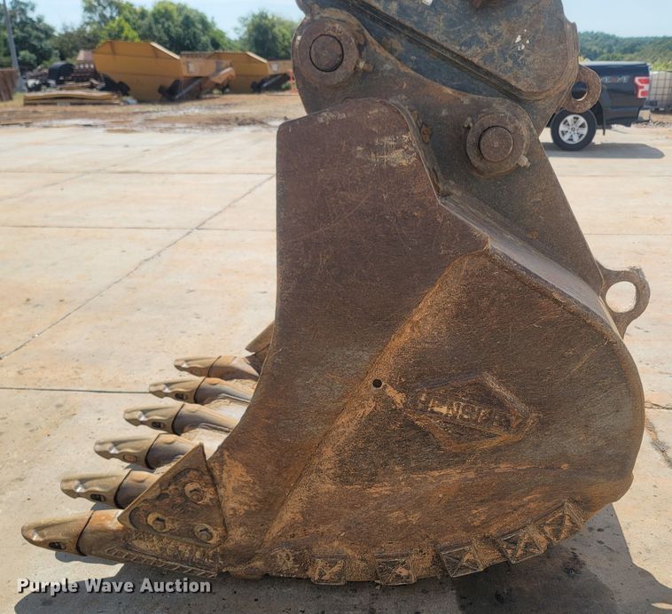 image for item LN9591 2013 Komatsu PC360LC-10  excavator