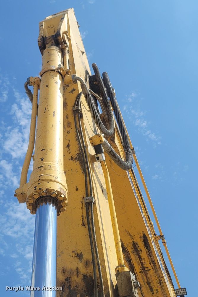 image for item LN9591 2013 Komatsu PC360LC-10  excavator