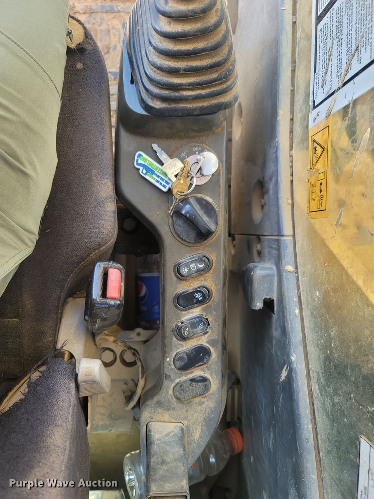 image for item LN9591 2013 Komatsu PC360LC-10  excavator