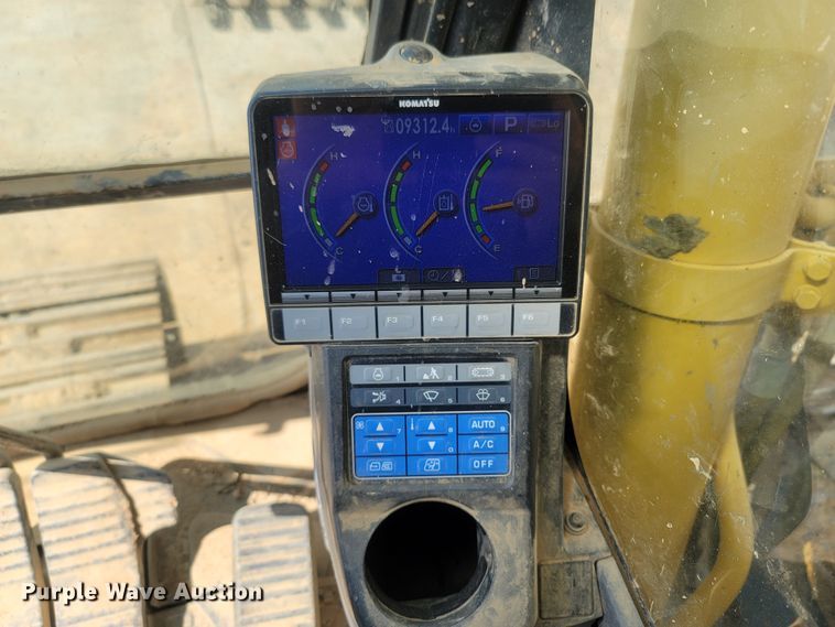 image for item LN9591 2013 Komatsu PC360LC-10  excavator