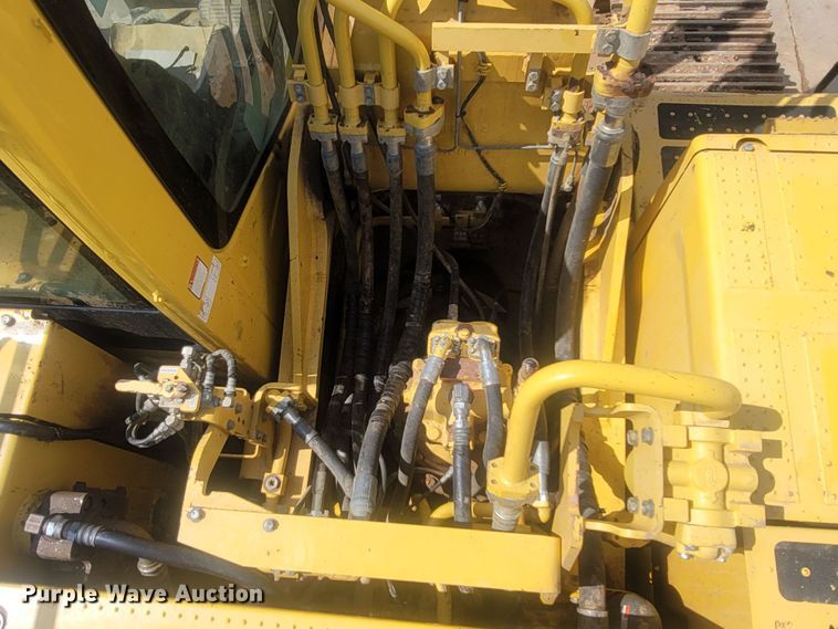 image for item LN9591 2013 Komatsu PC360LC-10  excavator