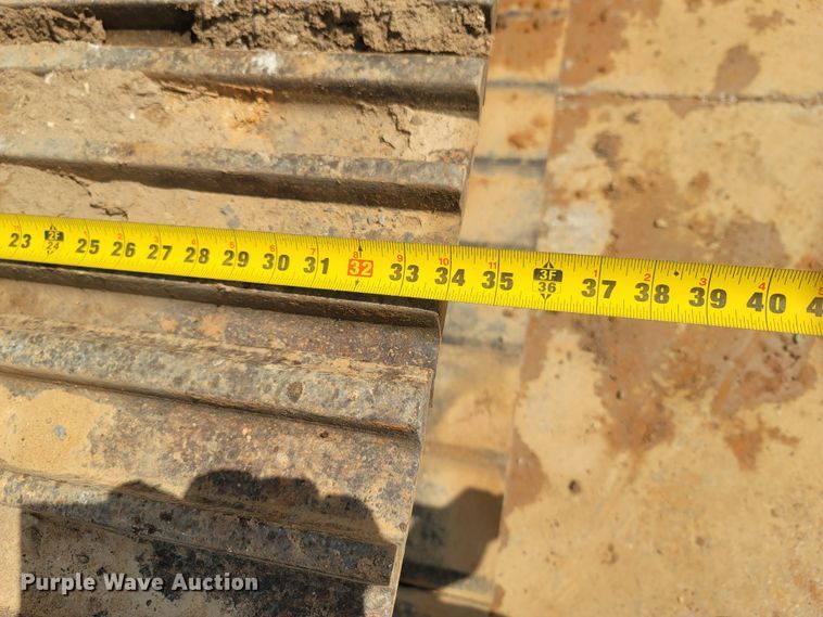 image for item LN9591 2013 Komatsu PC360LC-10  excavator