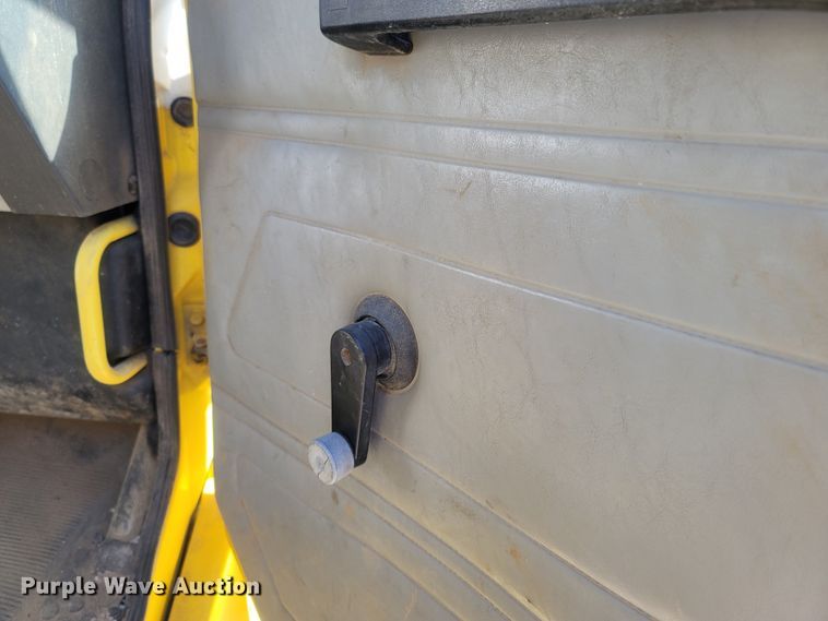 image for item LN9599 1996 Freightliner FL70  dump truck