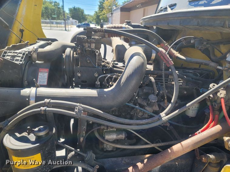 image for item LN9599 1996 Freightliner FL70  dump truck