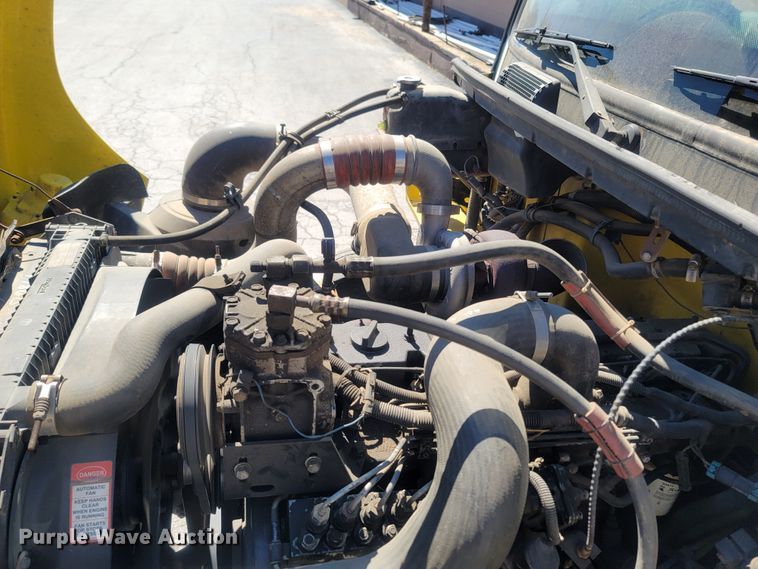 image for item LN9599 1996 Freightliner FL70  dump truck