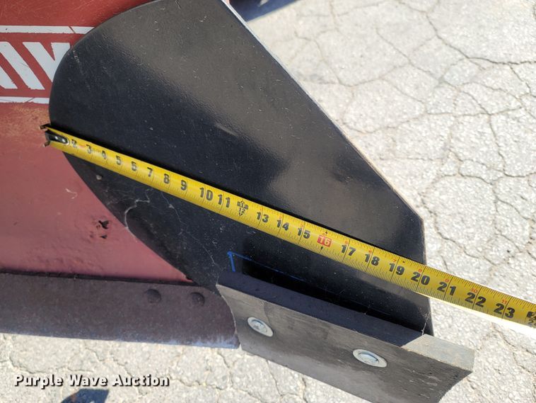 image for item LN9600 Hiniker CD  snow plow