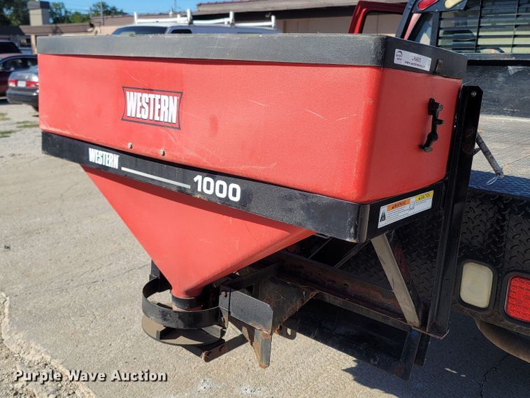 image for item LN9605 Western 1000  spreader