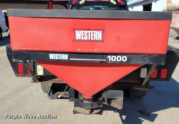 image for item LN9605 Western 1000  spreader