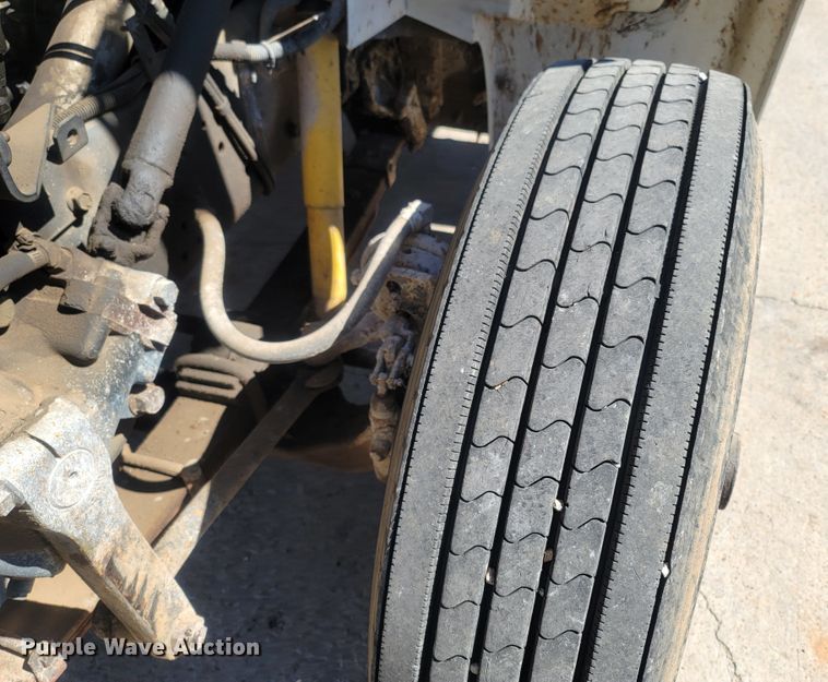 image for item LN9606 1993 International 4900  dump truck