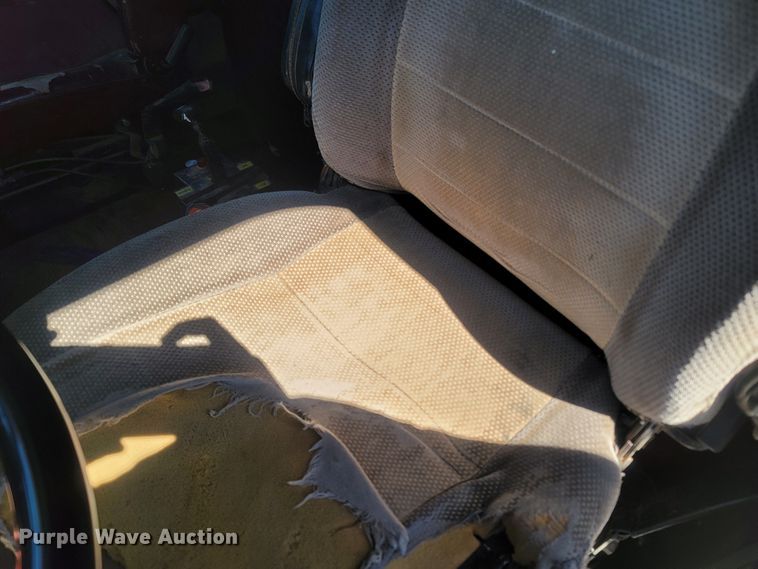 image for item LN9607 1989 Freightliner FLD120  dump truck