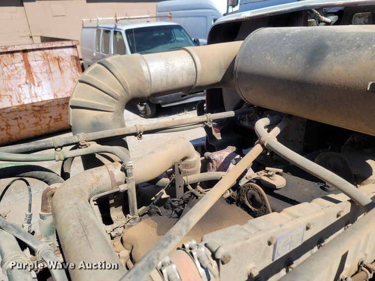 image for item LN9607 1989 Freightliner FLD120  dump truck