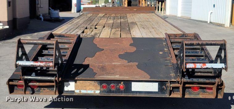 image for item LN9610 2002 Blue Diamond  equipment trailer