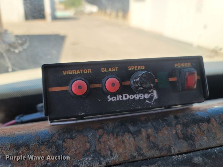 image for item LN9612 Salt Dogg TGS07  spreader