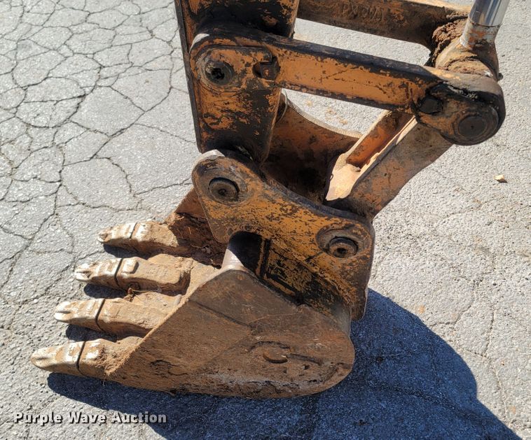 image for item LN9614 2005 Case CX36B  mini excavator