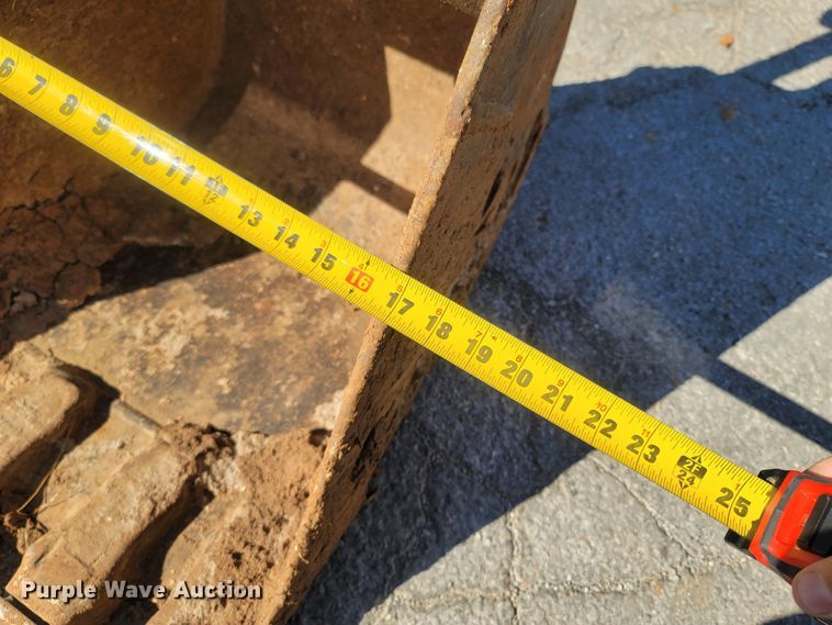 image for item LN9614 2005 Case CX36B  mini excavator