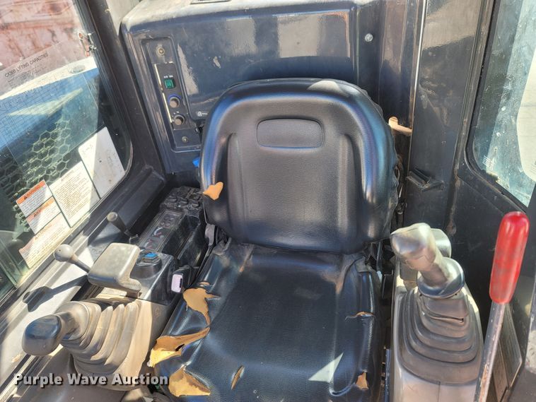 image for item LN9614 2005 Case CX36B  mini excavator