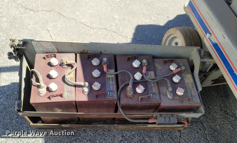 image for item LN9615 2005 Sky Jack SJIII 3219  scissor lift