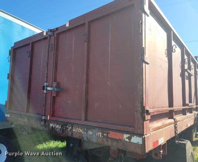 image for item LN9618 1994 Chevrolet Kodiak  scissor lift dump truck