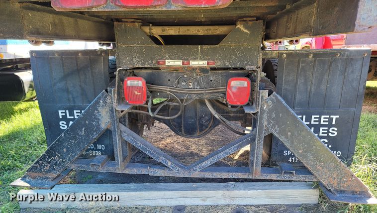 image for item LN9618 1994 Chevrolet Kodiak  scissor lift dump truck