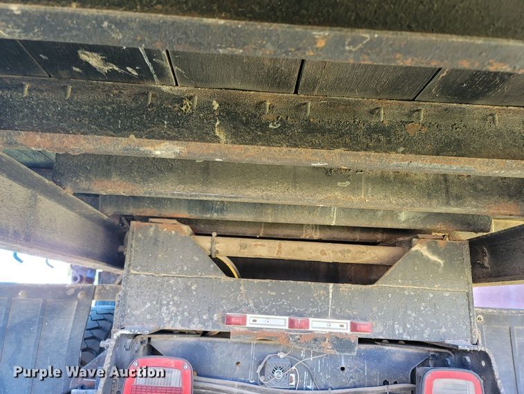 image for item LN9618 1994 Chevrolet Kodiak  scissor lift dump truck