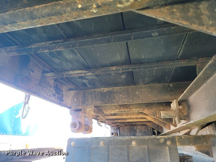 image for item LN9618 1994 Chevrolet Kodiak  scissor lift dump truck