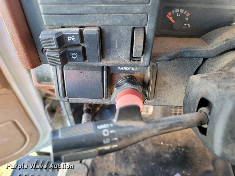 image for item LN9618 1994 Chevrolet Kodiak  scissor lift dump truck