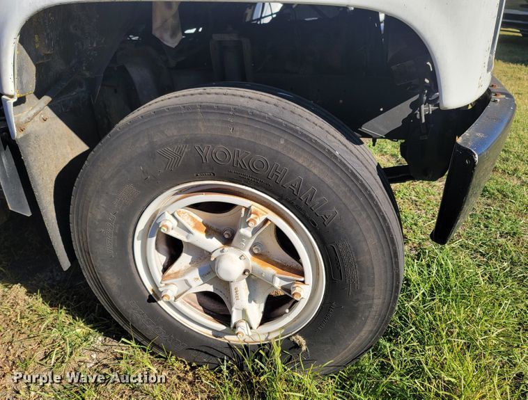 image for item LN9618 1994 Chevrolet Kodiak  scissor lift dump truck