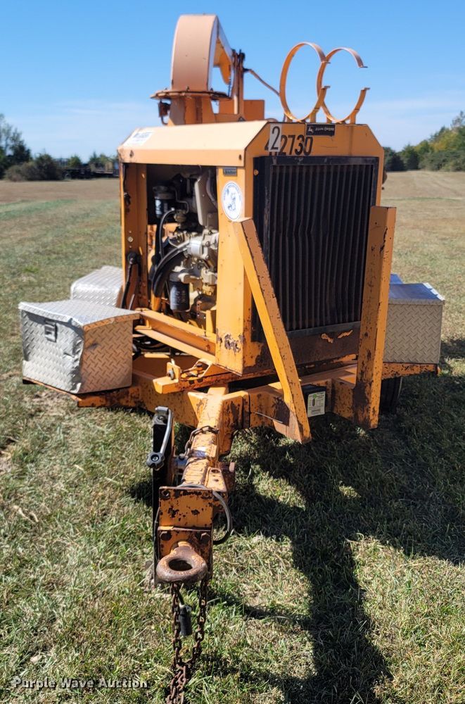 image for item LN9621 2006 Bandit 250  wood chipper