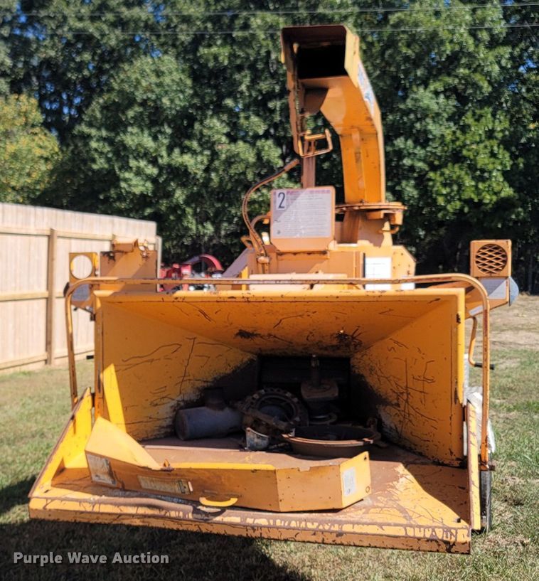 image for item LN9621 2006 Bandit 250  wood chipper