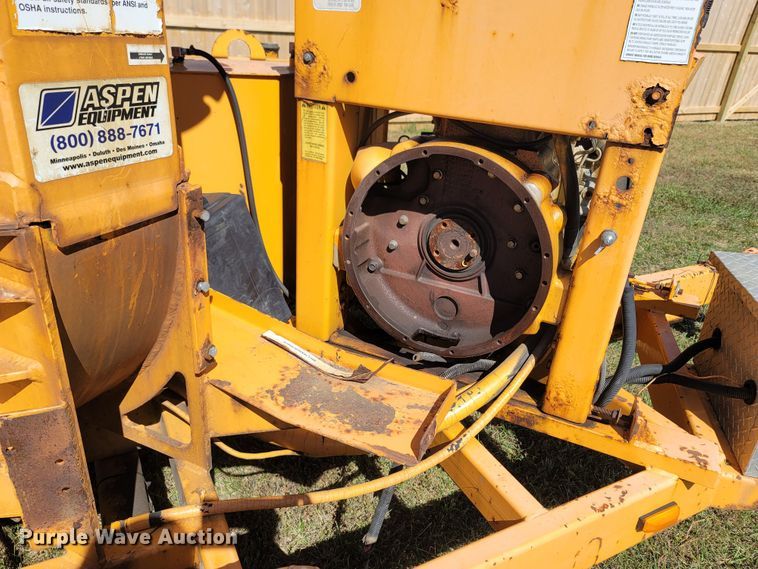 image for item LN9621 2006 Bandit 250  wood chipper