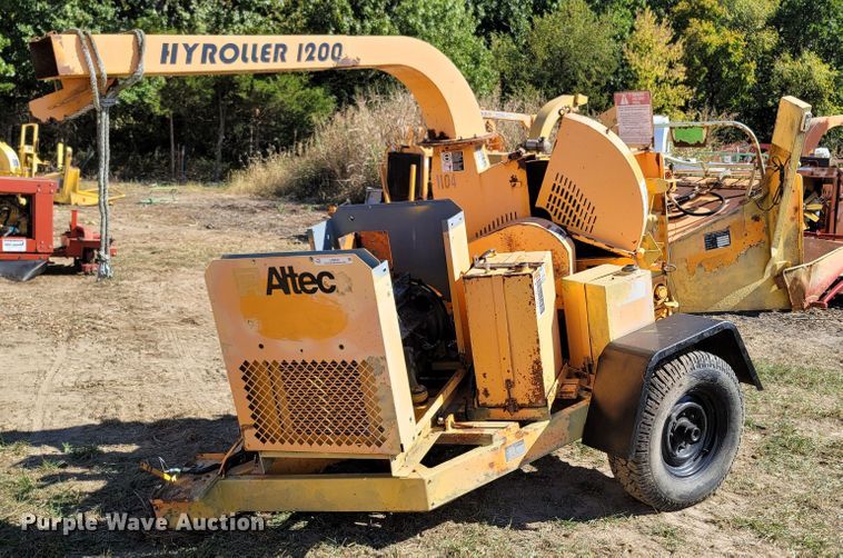 image for item LN9622 Altec Hyroller 1200G  wood chipper