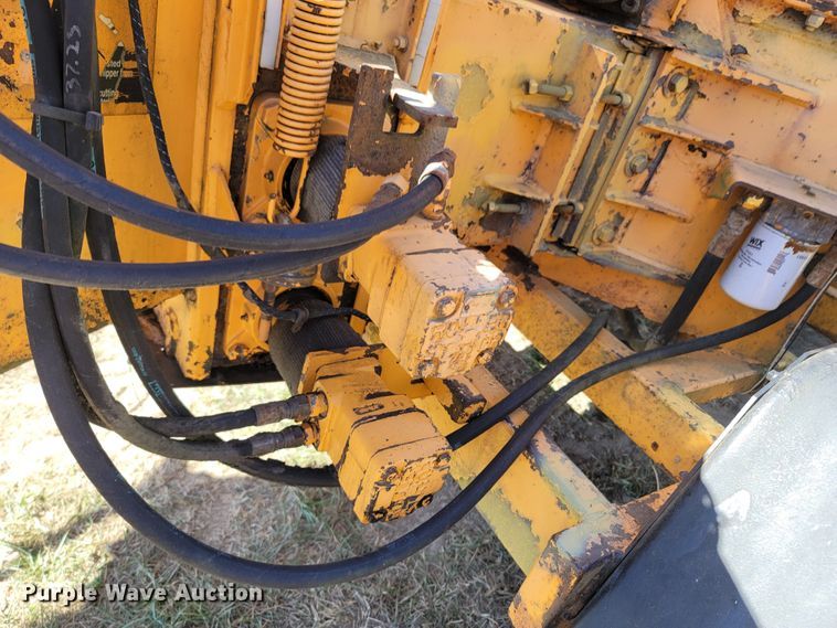 image for item LN9622 Altec Hyroller 1200G  wood chipper