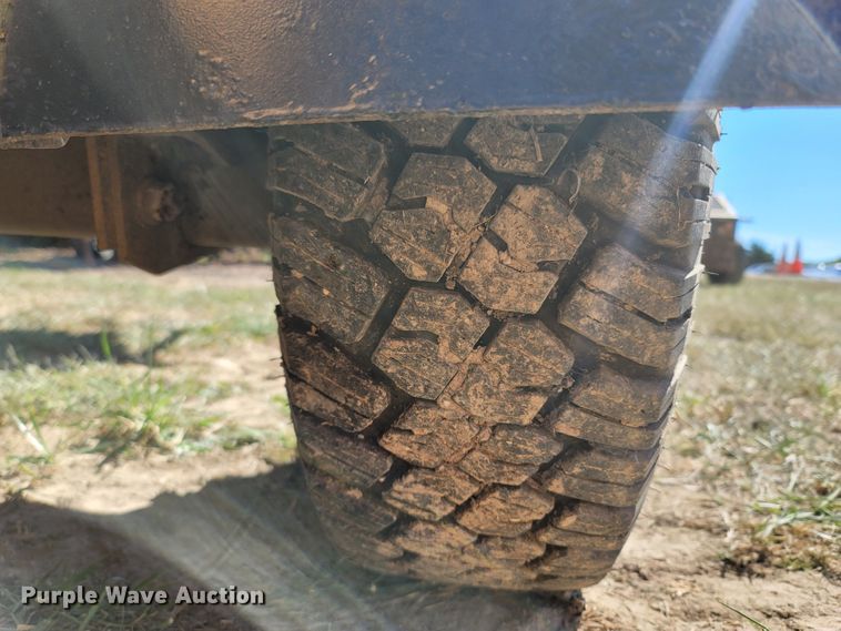 image for item LN9622 Altec Hyroller 1200G  wood chipper