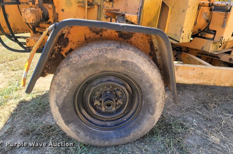 image for item LN9622 Altec Hyroller 1200G  wood chipper