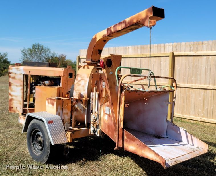 image for item LN9623 Altec  wood chipper